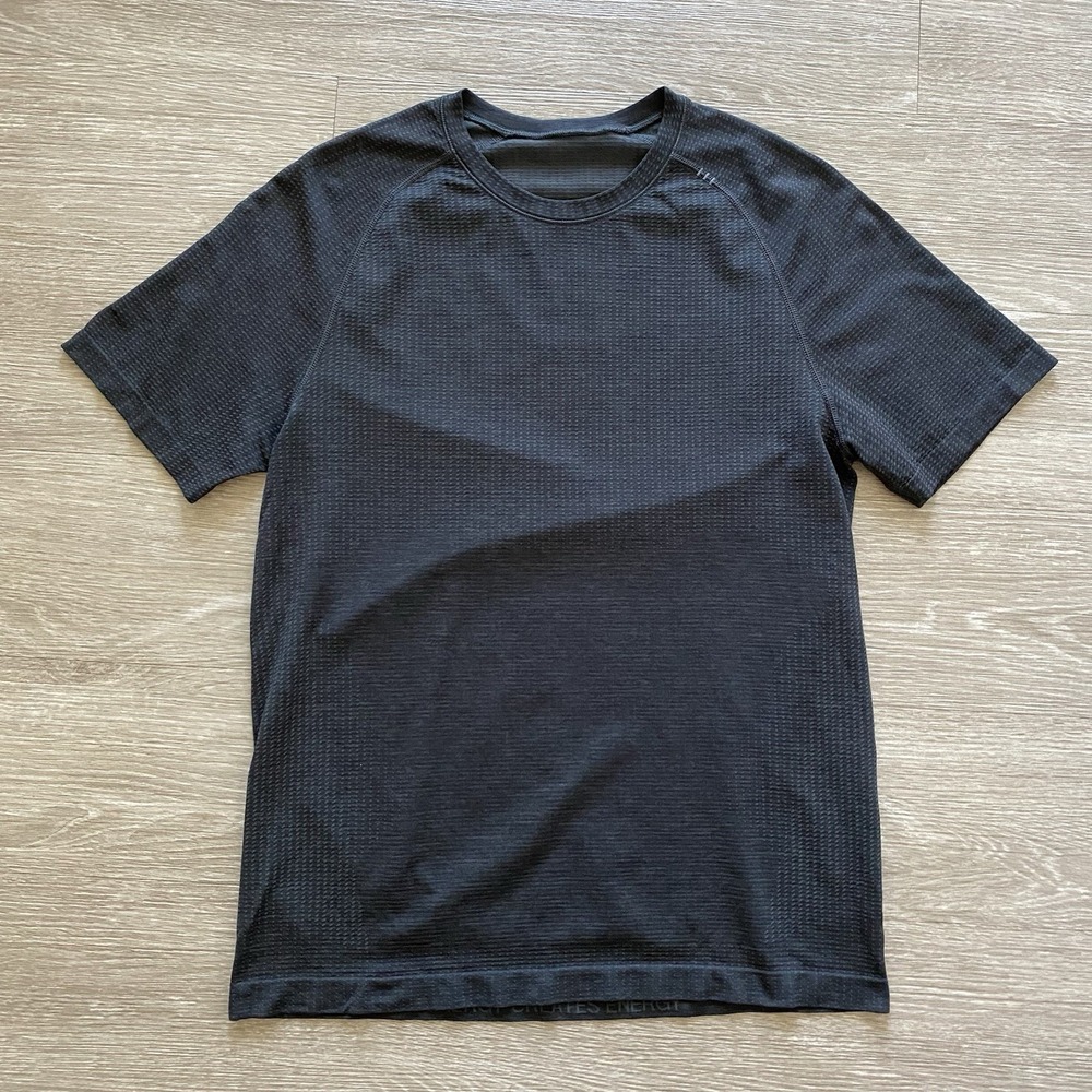 Lululemon Metal Vent Tech Shirt Men's Black Short Sleeve Athleisure Stretch Gym